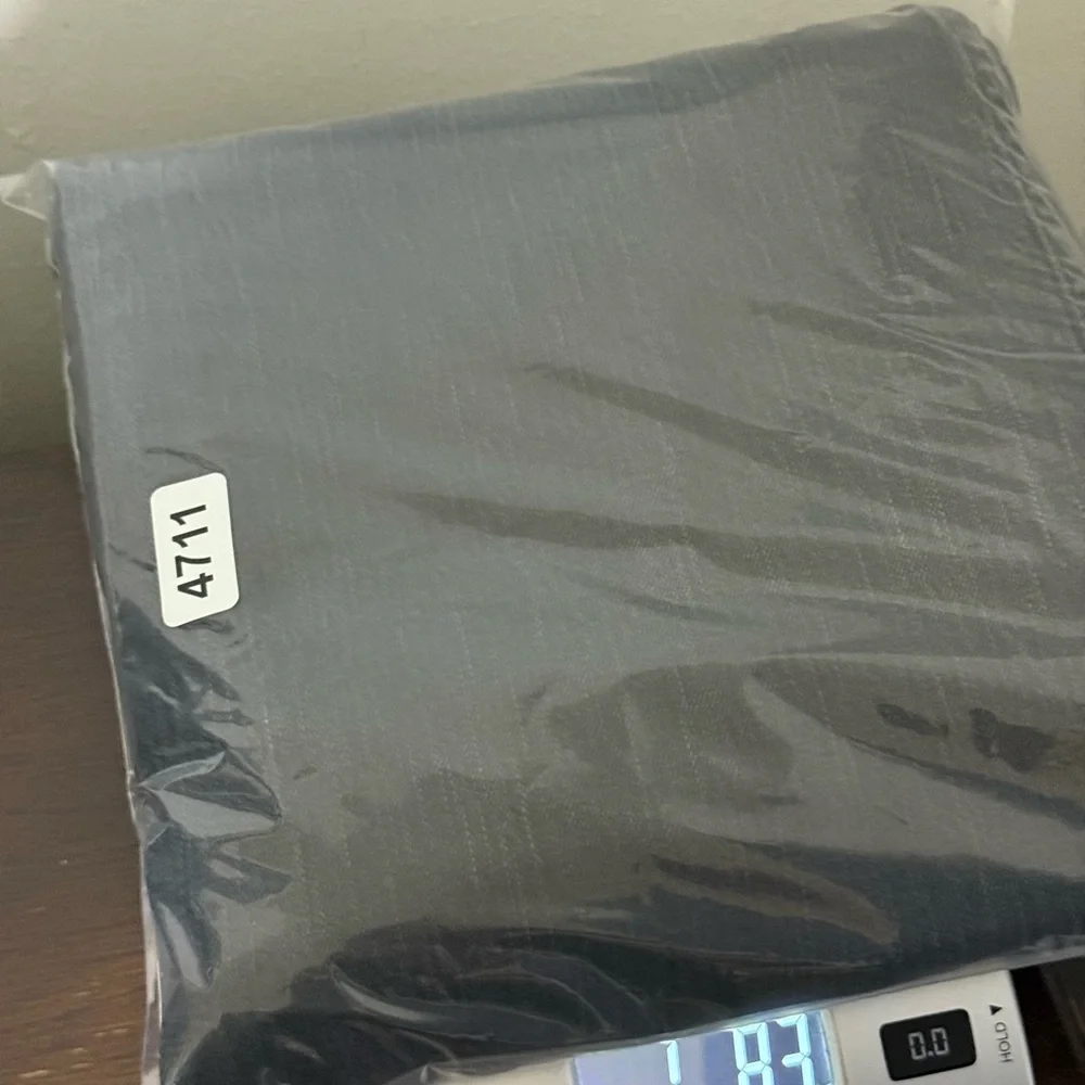 Levis levis 569